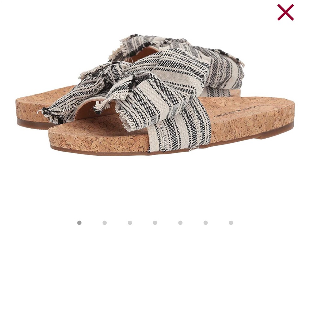 NWOT Lucky Brand Sandals